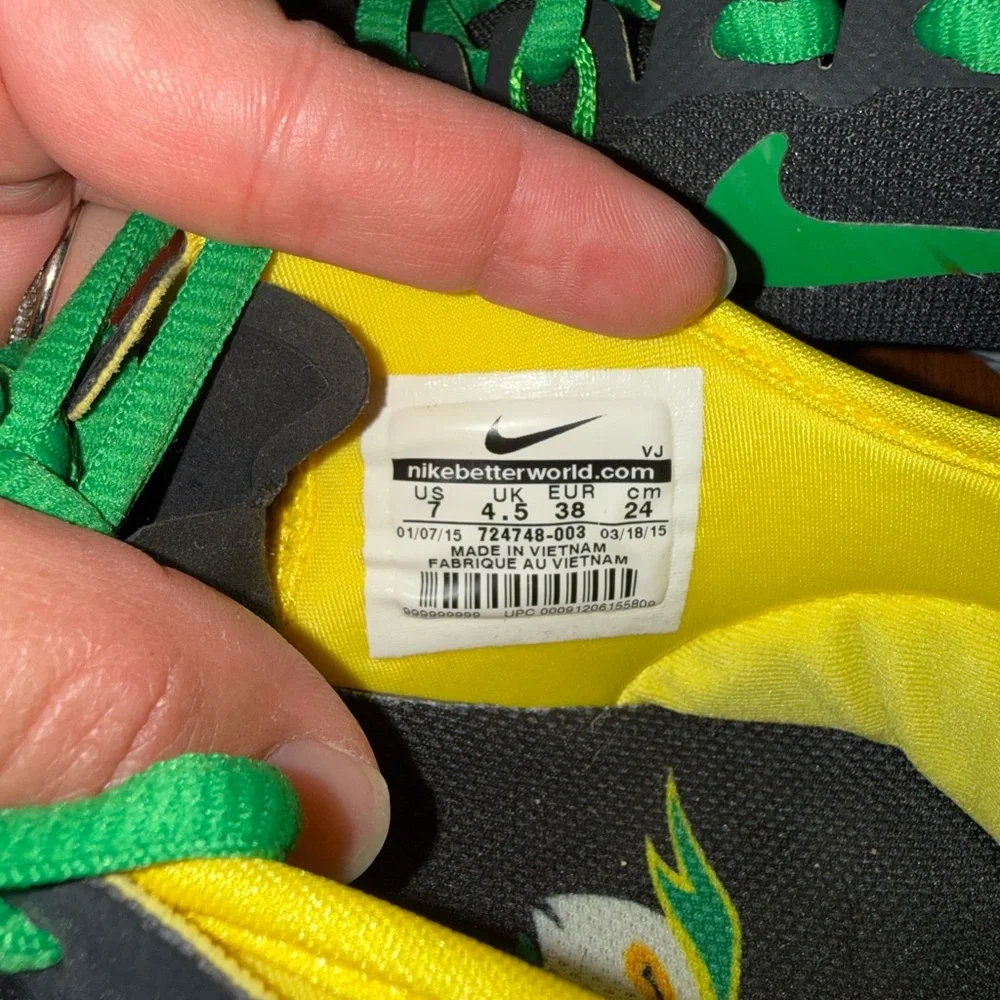 Nike Oregon Issued Shoes | Women’s Size 6&7